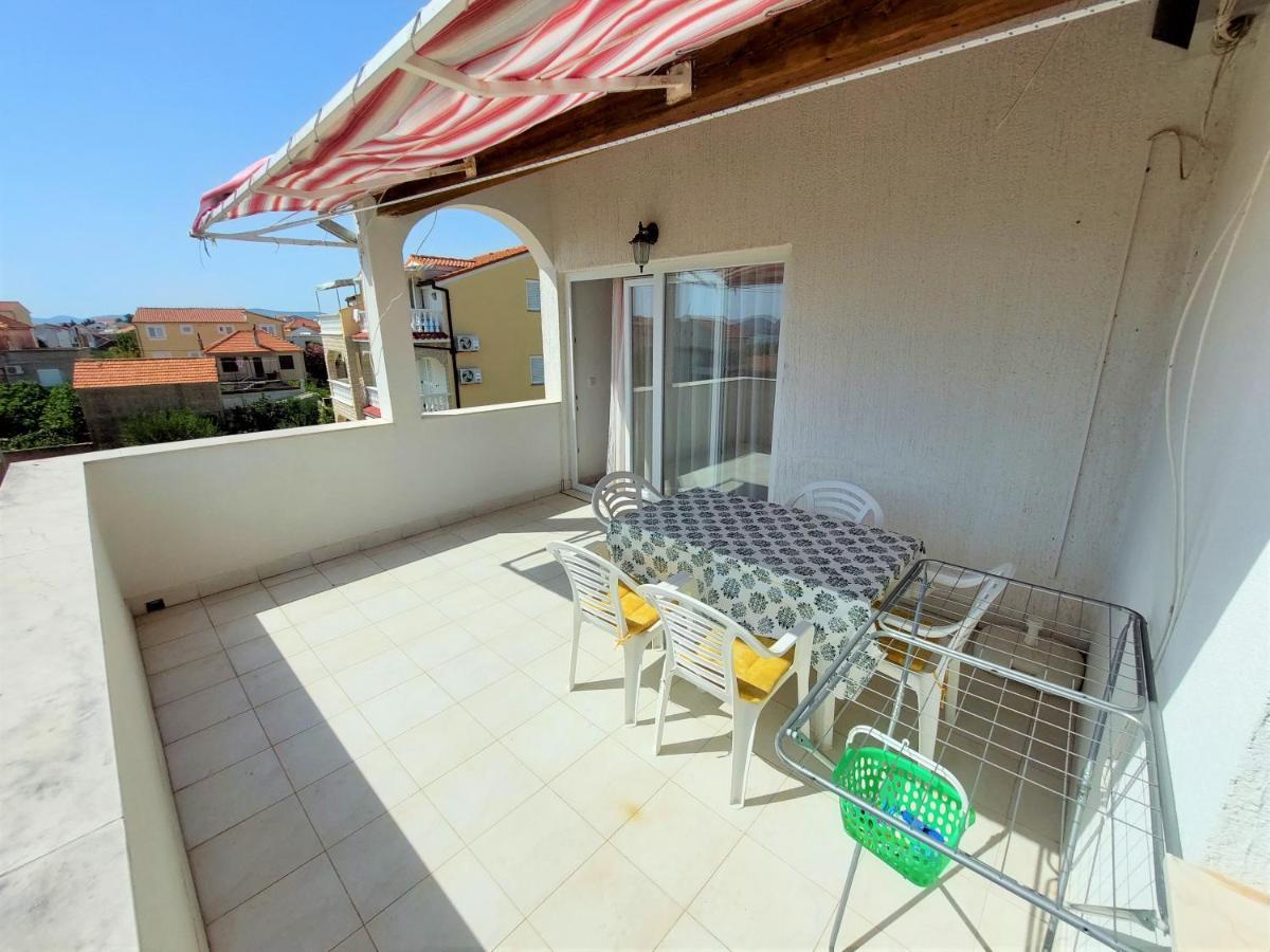 Apartments Neva & Neva Beach House Srima Exterior foto